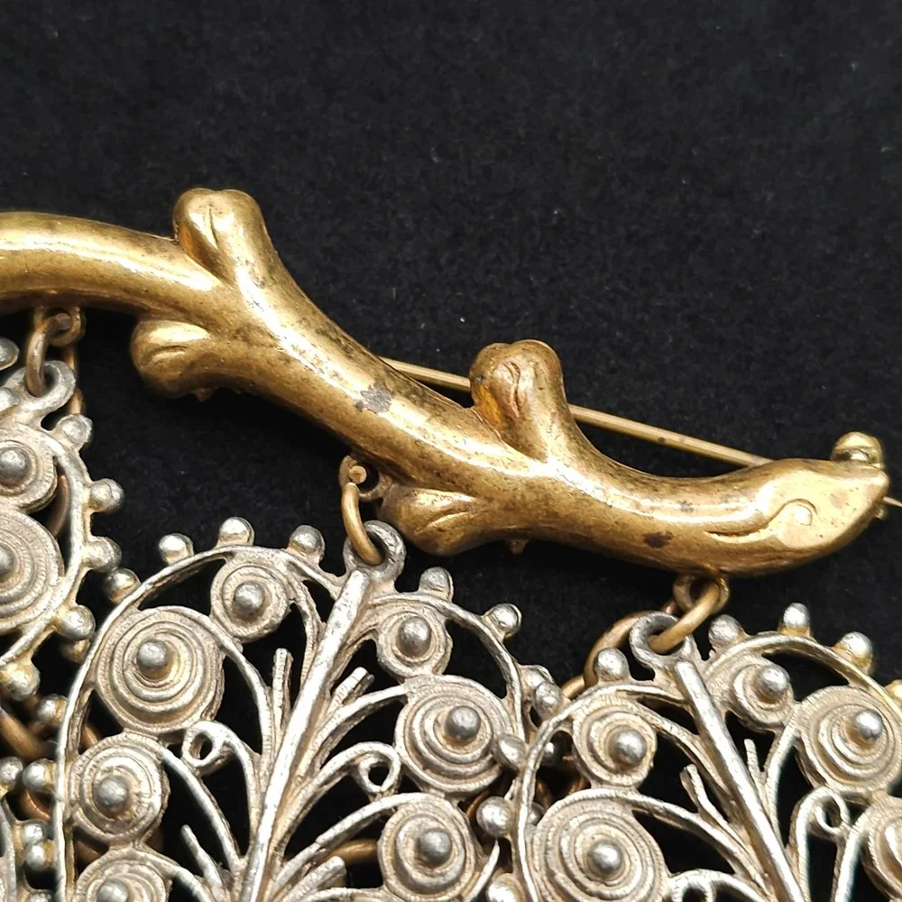Vintage Filigree Dangle Leaf Brooch Statement‎ Nature Gold & Silver Tone Ornate
